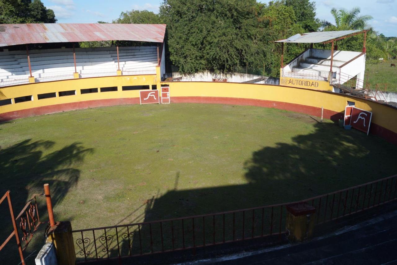 Hotel Hf Hacienda San Francisco Puente Nacional Eksteriør bilde